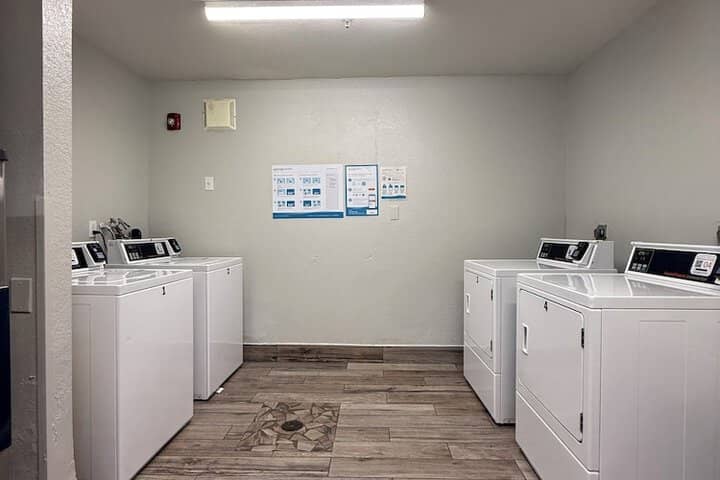 Room 25 of 35